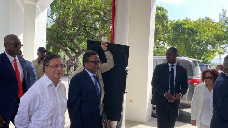 Sécurité et coopération régionale : Le président colombien en visite officielle en Haïti