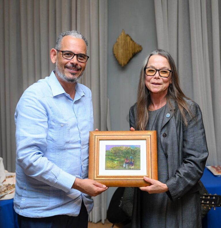 Haïti : Le Premier ministre rend hommage à Mme Ulrika Richardson à la fin de sa mission