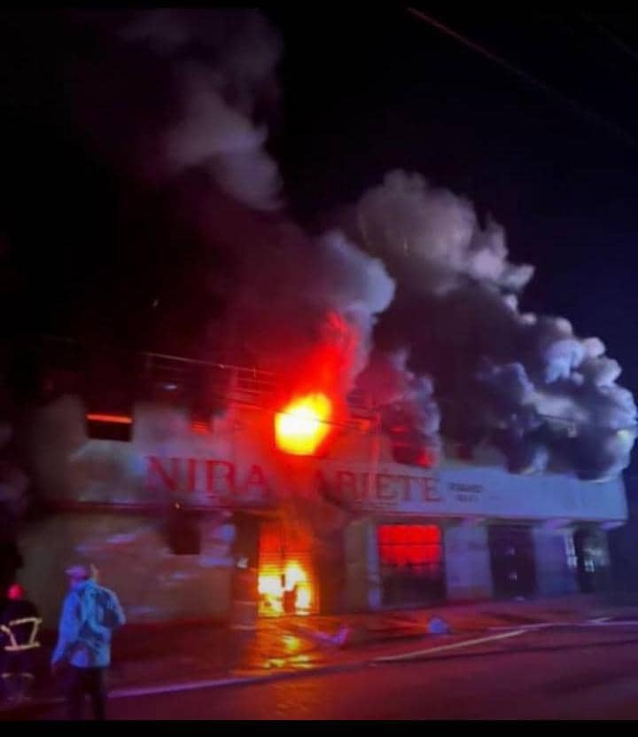 Incendie mystérieux : Nira Variété totalement détruit aux Cayes