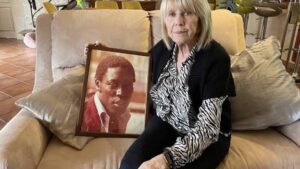 Il a passé 39 ans dans le coma… L’histoire d’amour de Jean‑Pierre Adams va vous briser le cœur